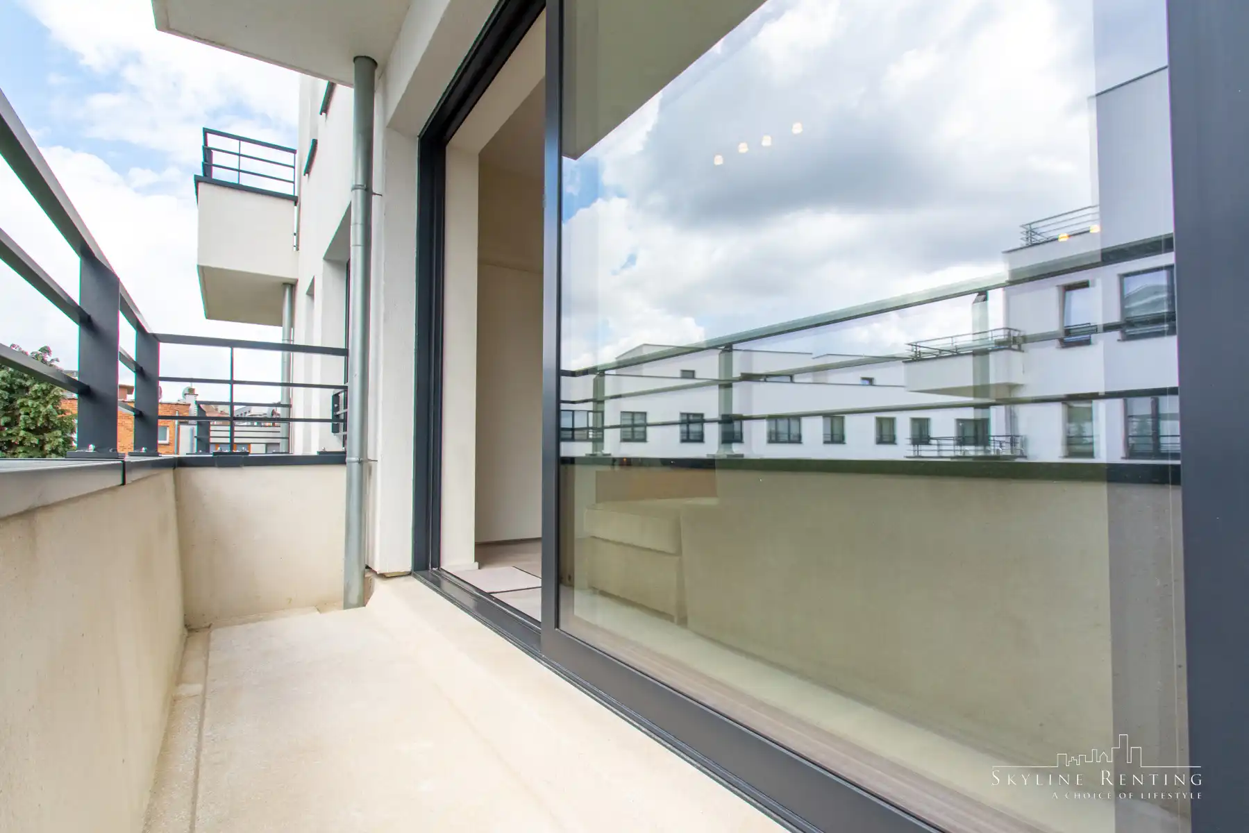 LICHTRIJK - 1 Kamer appartement met terras (NAVO area) foto 7