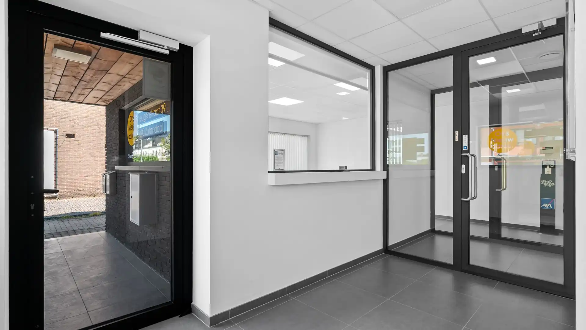 RECENTE, GELIJKVLOERSE KANTOOR-/PRAKTIJKRUIMTE MET GOEDE ZICHTLOCATIE foto 5