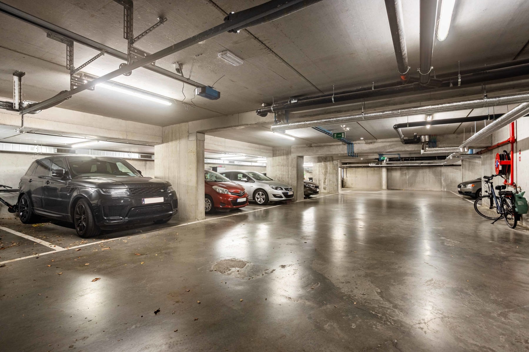 Gelijkvloers kantoor/praktijkruimte bij station Denderleeuw foto 29