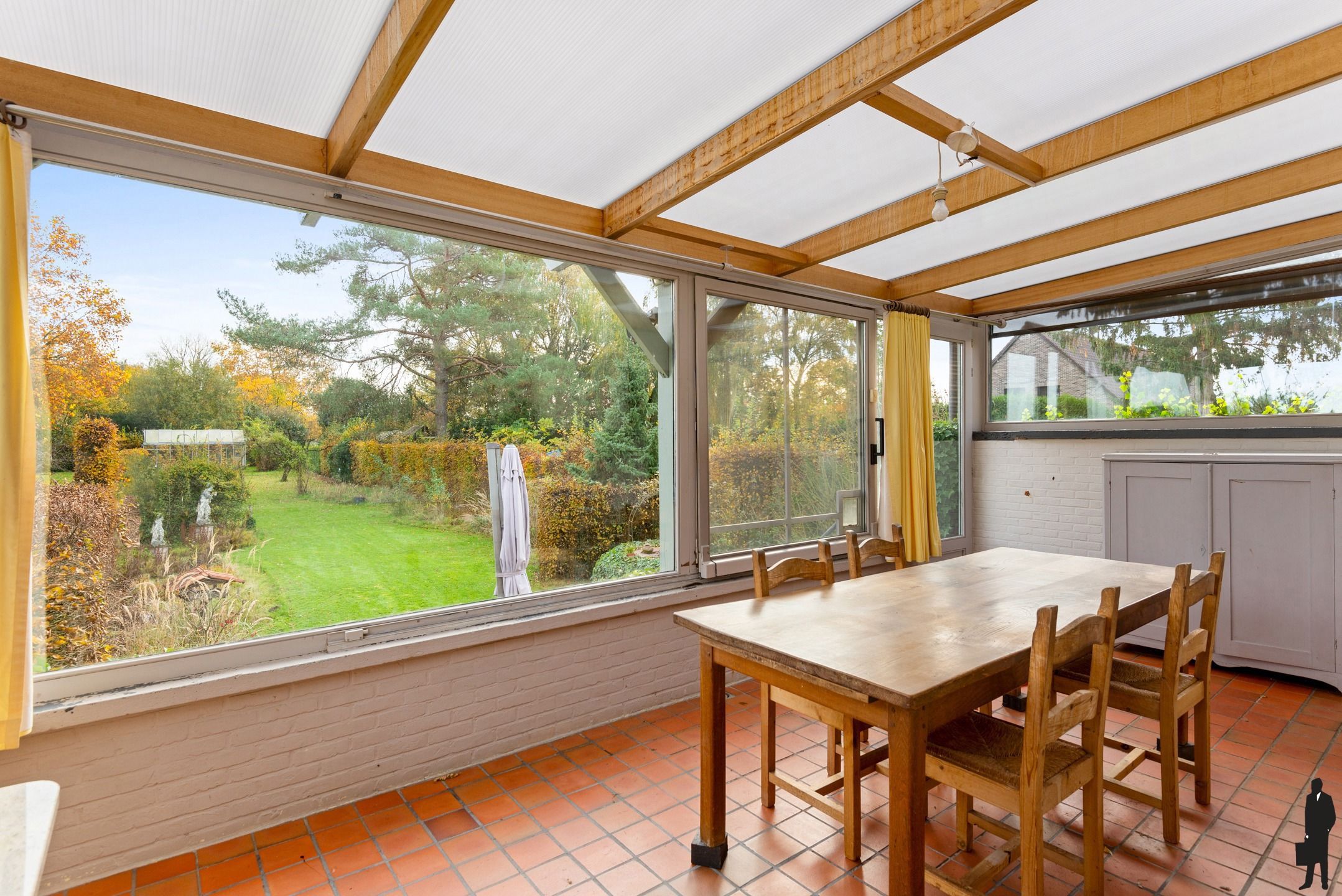 HOB op fantastische tuin in doodlopende straat (ca. 2343 m²) foto 11