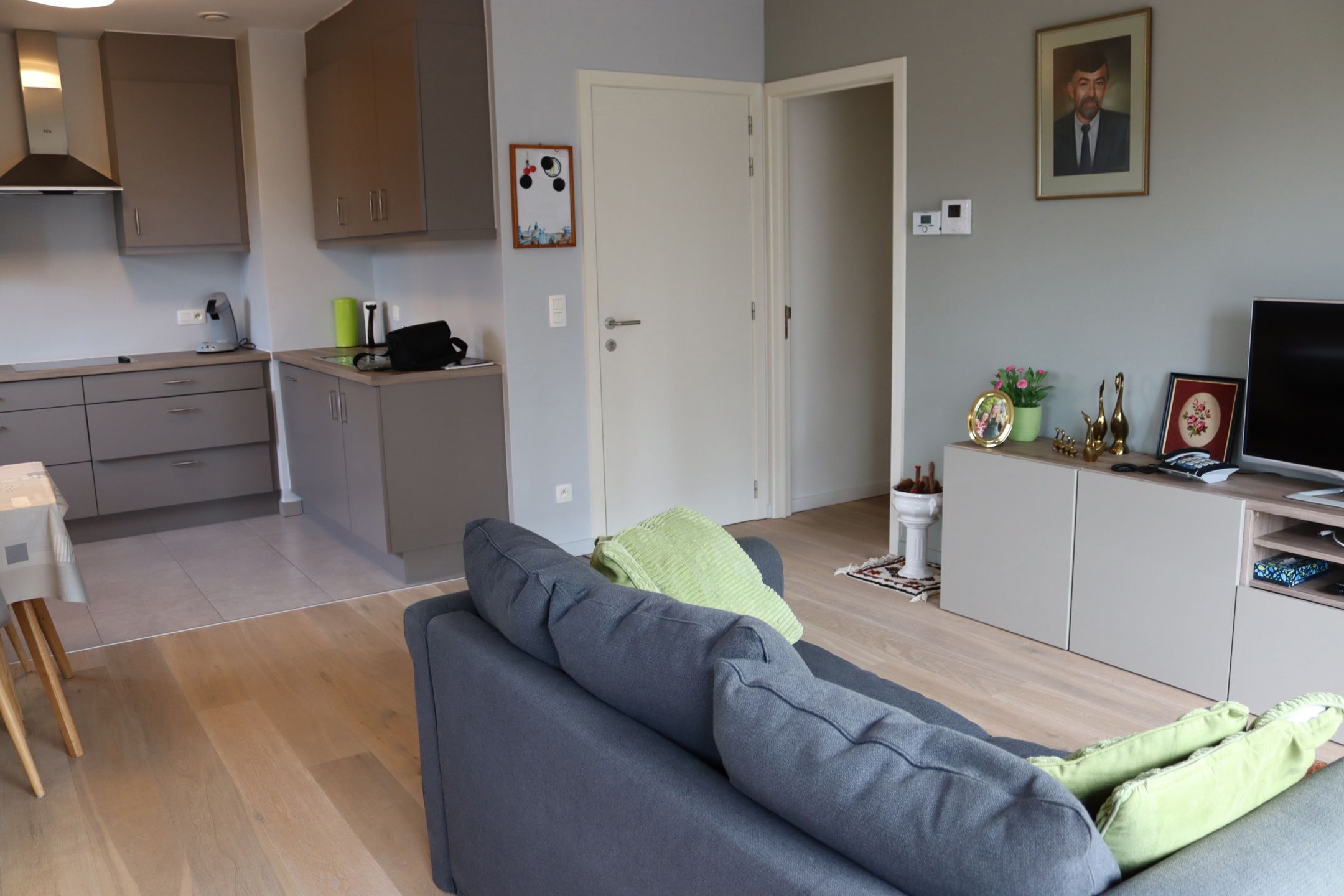 Serskamp - Gelijkvloers appartement met autostaanplaats foto 5