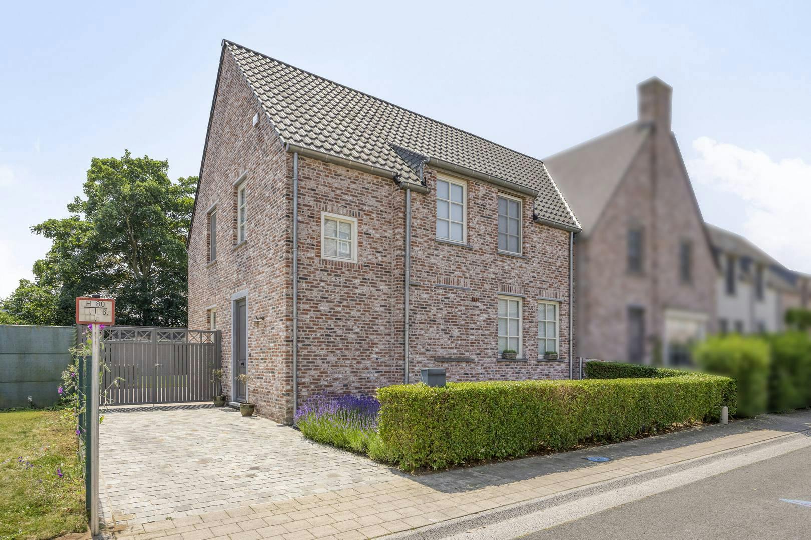 Recent halfopen huis met 4 kamers te koop in Deerlijk foto 19