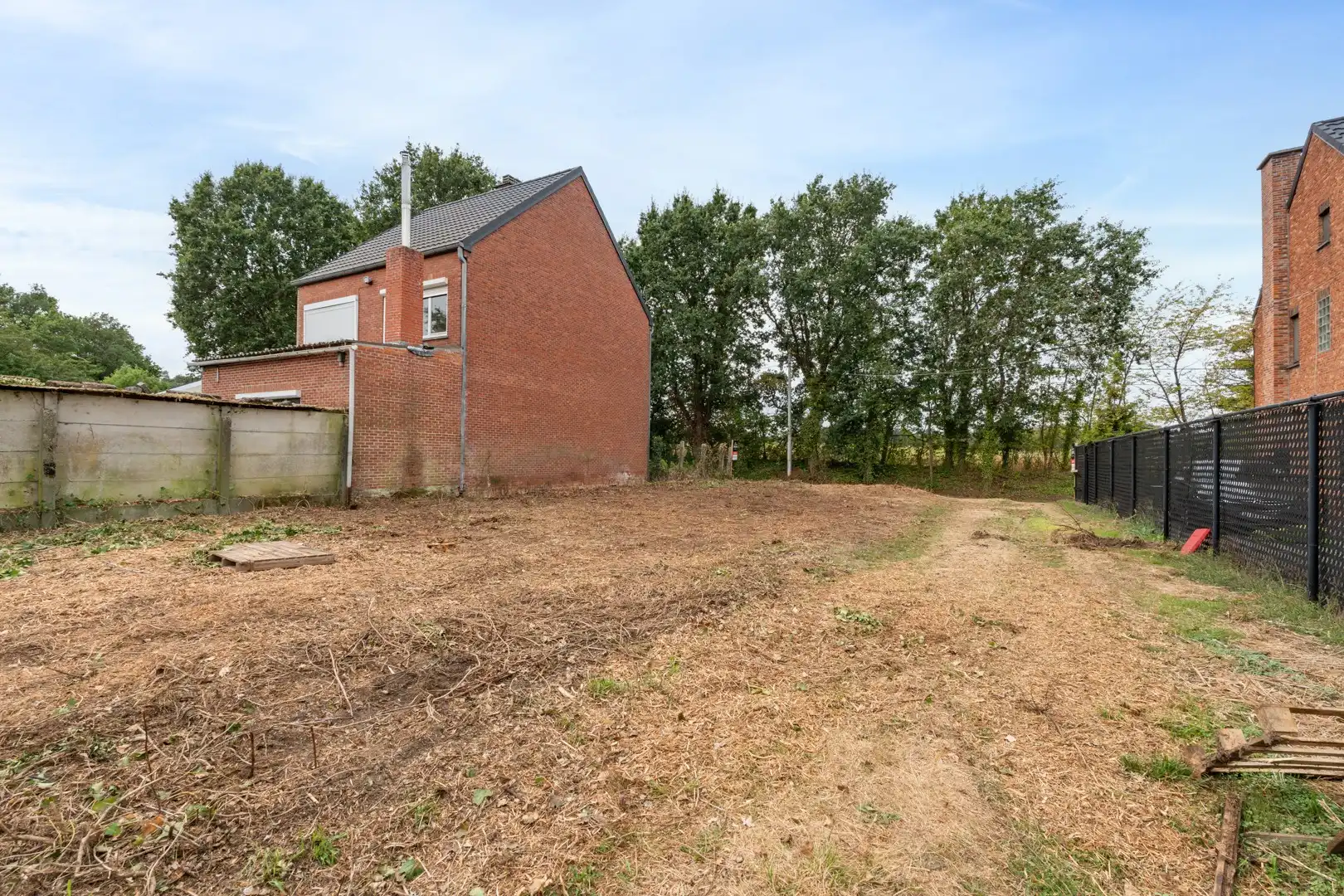Rustig gelegen bouwgrond van 591 m² voor halfopen bebouwing in Paal foto 9