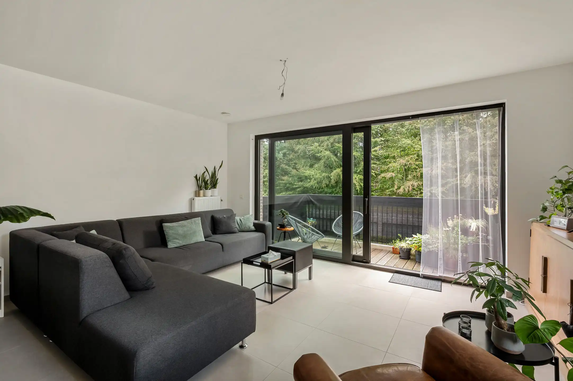 Lichtrijk 2-slaapkamerappartement met groen terras en ruime garagebox in hartje Heide foto 10