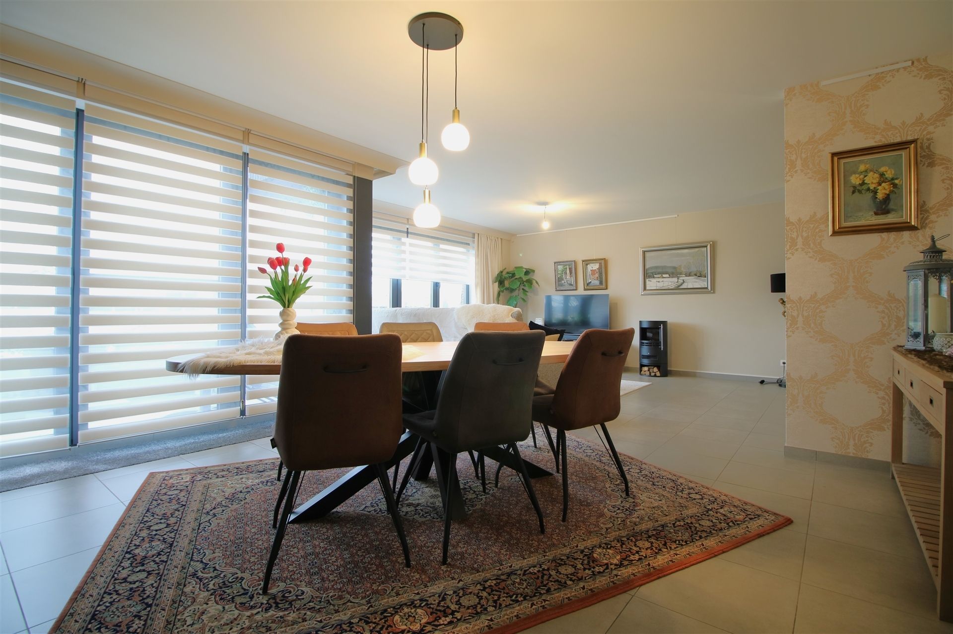 Knap gelijkvloers 2 slpk, terras & garage foto 8