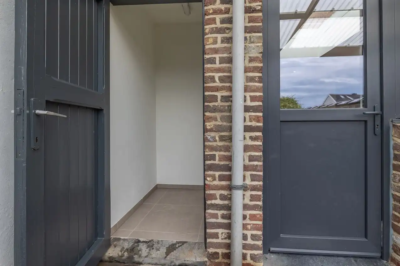 Vernieuwde rijwoning met drie slaapkamers en mooie tuin foto 27