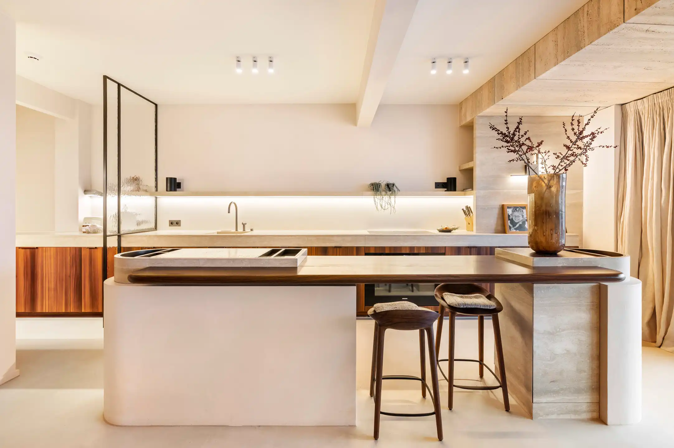 ANTWERPEN - Karaktervol appartement met alle details foto 6