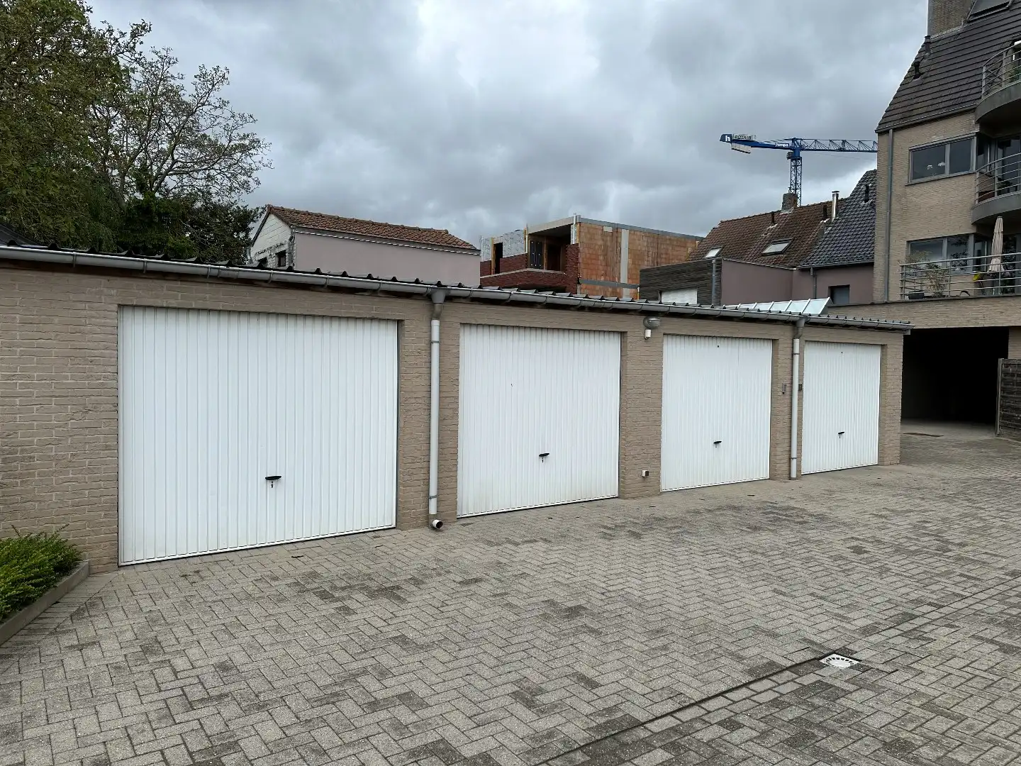 Lichtrijk en gunstig gelegen appartement met 2 slpk, terras en garage, Torhout foto 13