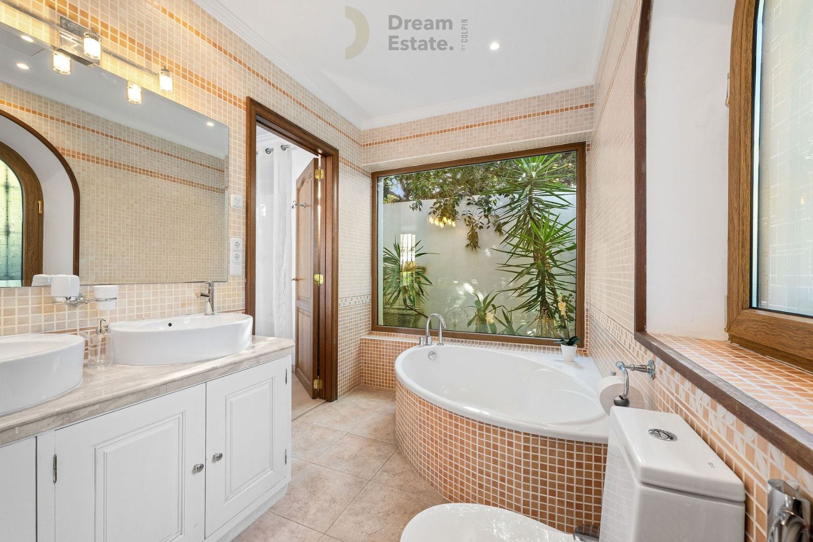 Welcome to Villa El Paraiso, located in the elite El Paraiso Alto urbanisation in Benahavis. foto 10