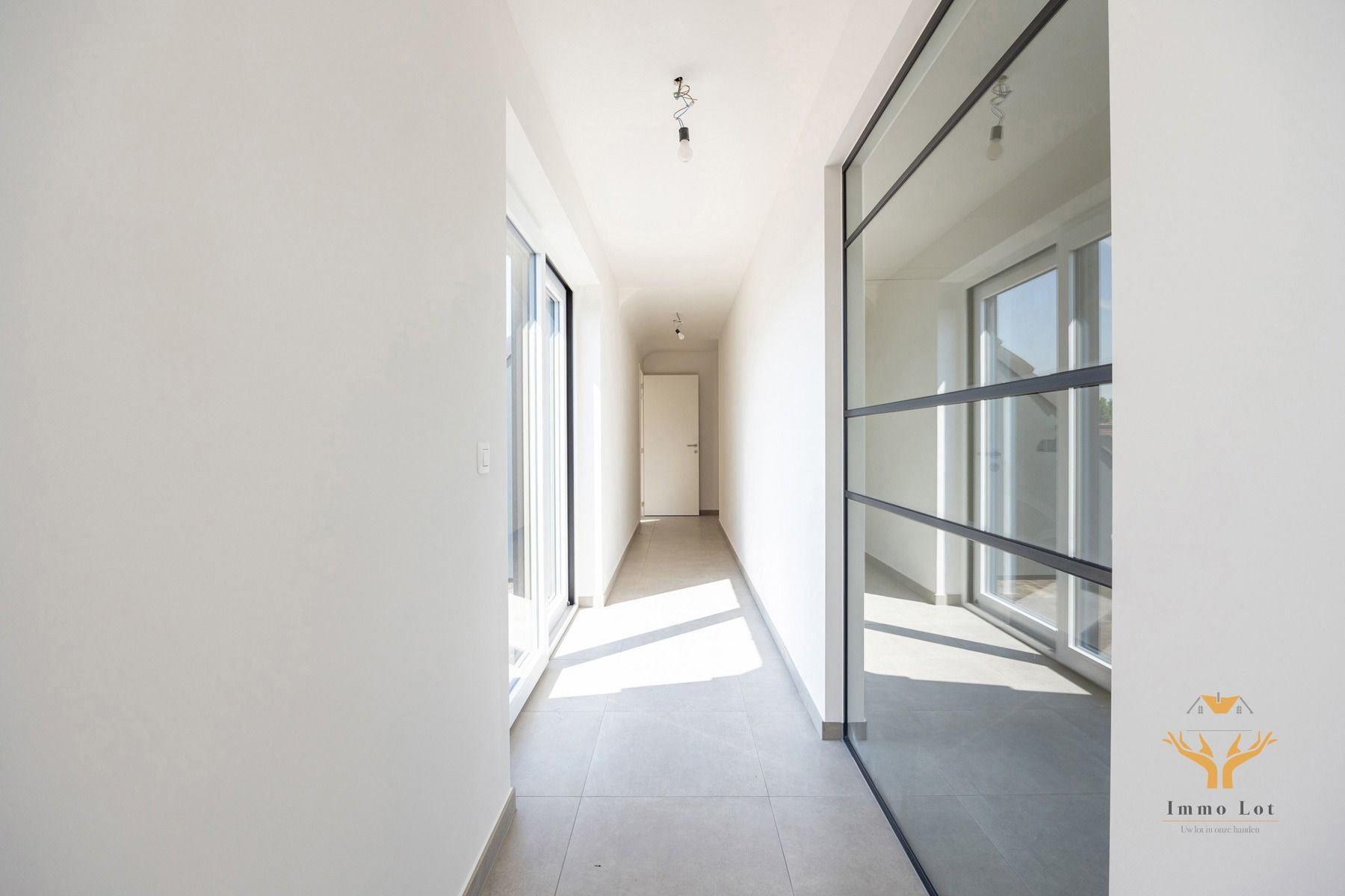 3-slaapkamer nieuwbouwappartement  foto 4