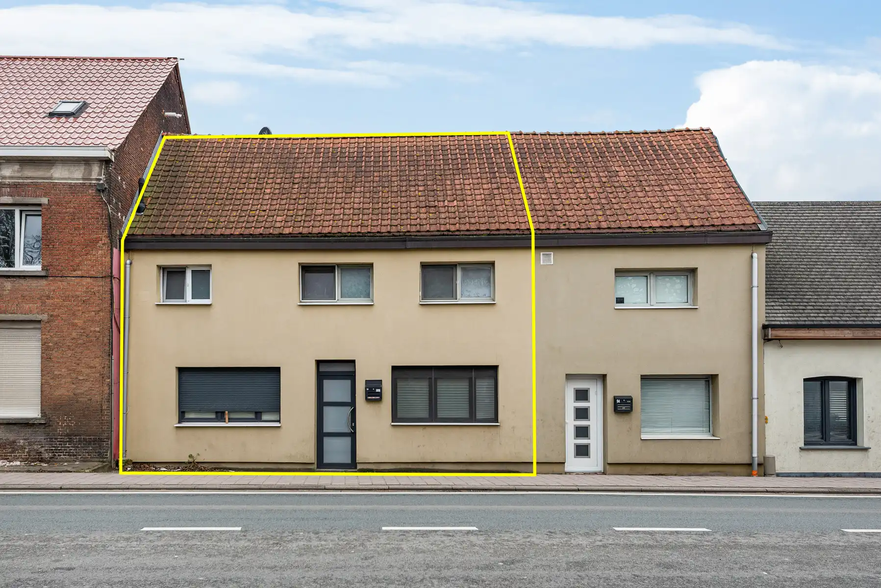 Instapklare woning met 5 slaapkamers en 2 badkamers (EPC B). foto {{pictureIndex}}