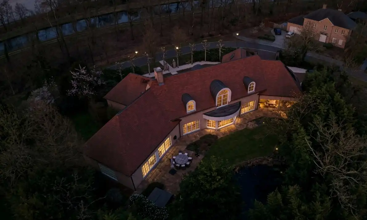 Exclusieve villa waar ruimte, rust, privacy en ontspanning uitzonderlijk gecombineerd worden foto 39