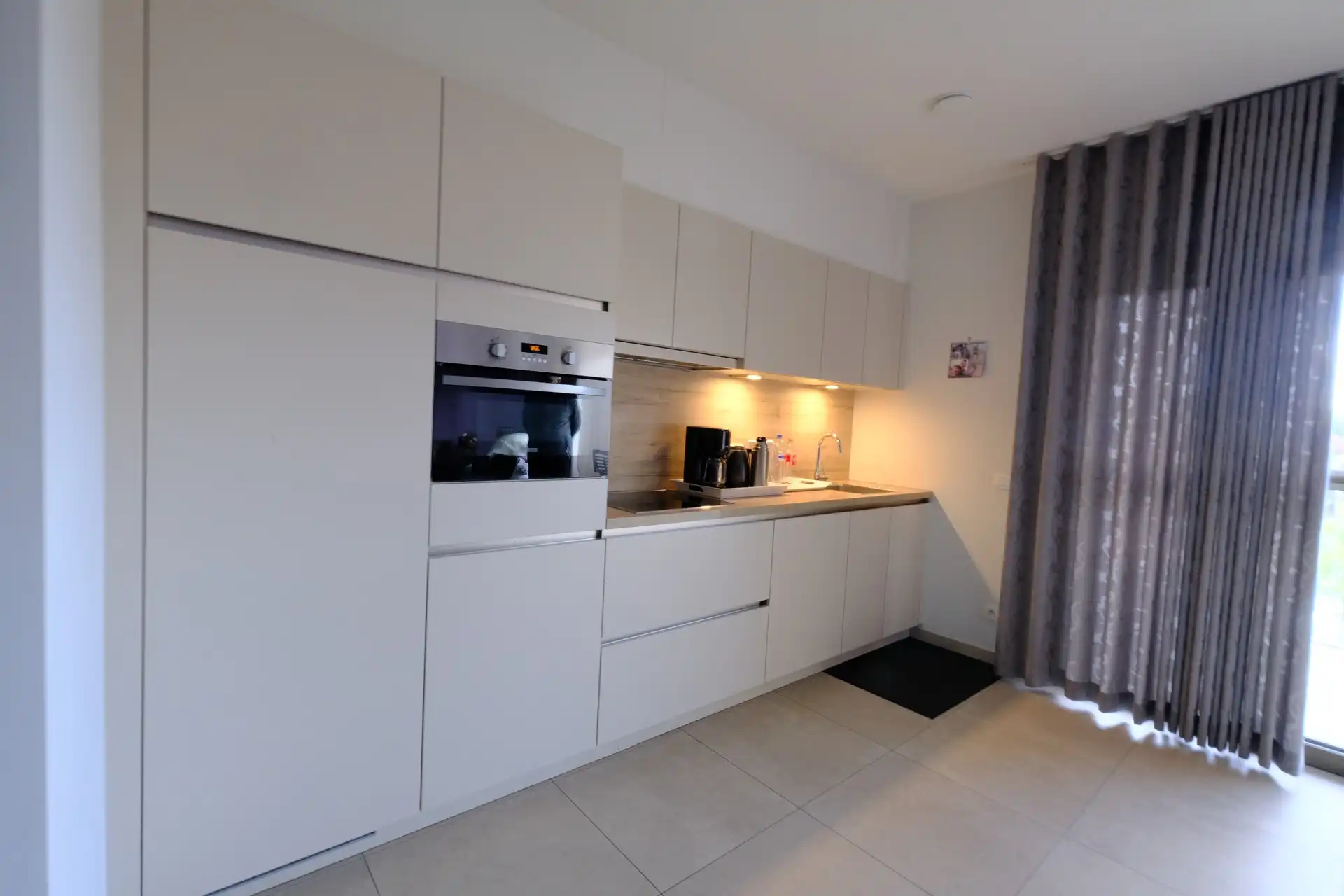 PRACHTIG 2SLPK APP VAN 94M² MET RUIM OVERDEKT TERRAS foto 6