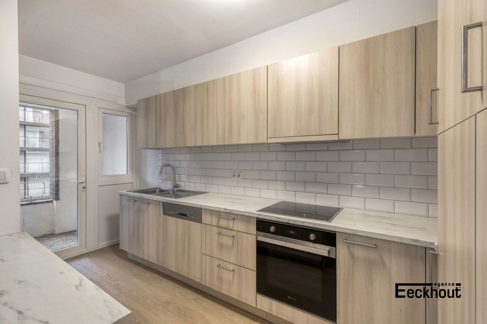 Ruim instapklaar appartement met 3 slaapkamers in centrum Oostende, met fietsenberging en dicht bij strand!  foto 7