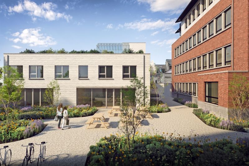 449m² gerenoveerd kantoor met karakter te huur in Gent foto {{pictureIndex}}