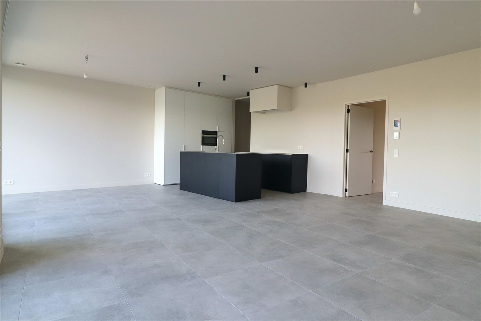 Luxe nieuwbouwappartement met terrassen foto 4