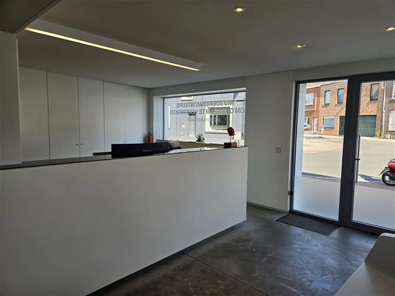 Bedrijfsgebouw te Roeselare foto 23