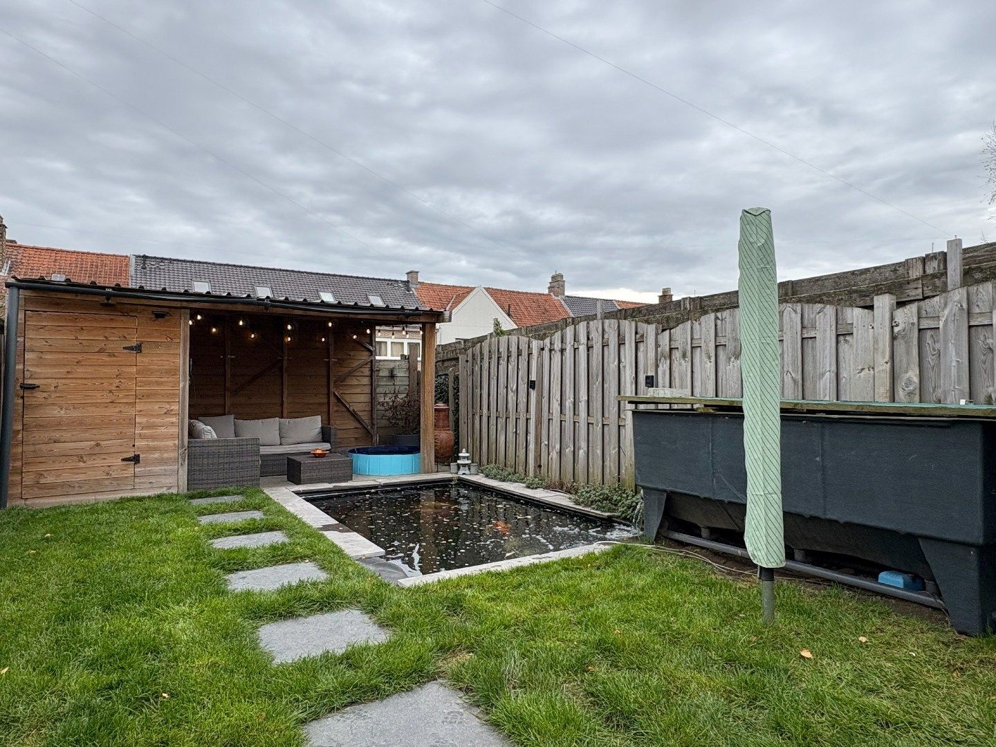 Starterswoning te koop in Roeselare met 2-3 slaapkamers en een ruime  vernieuwde leefruimte.  foto 17