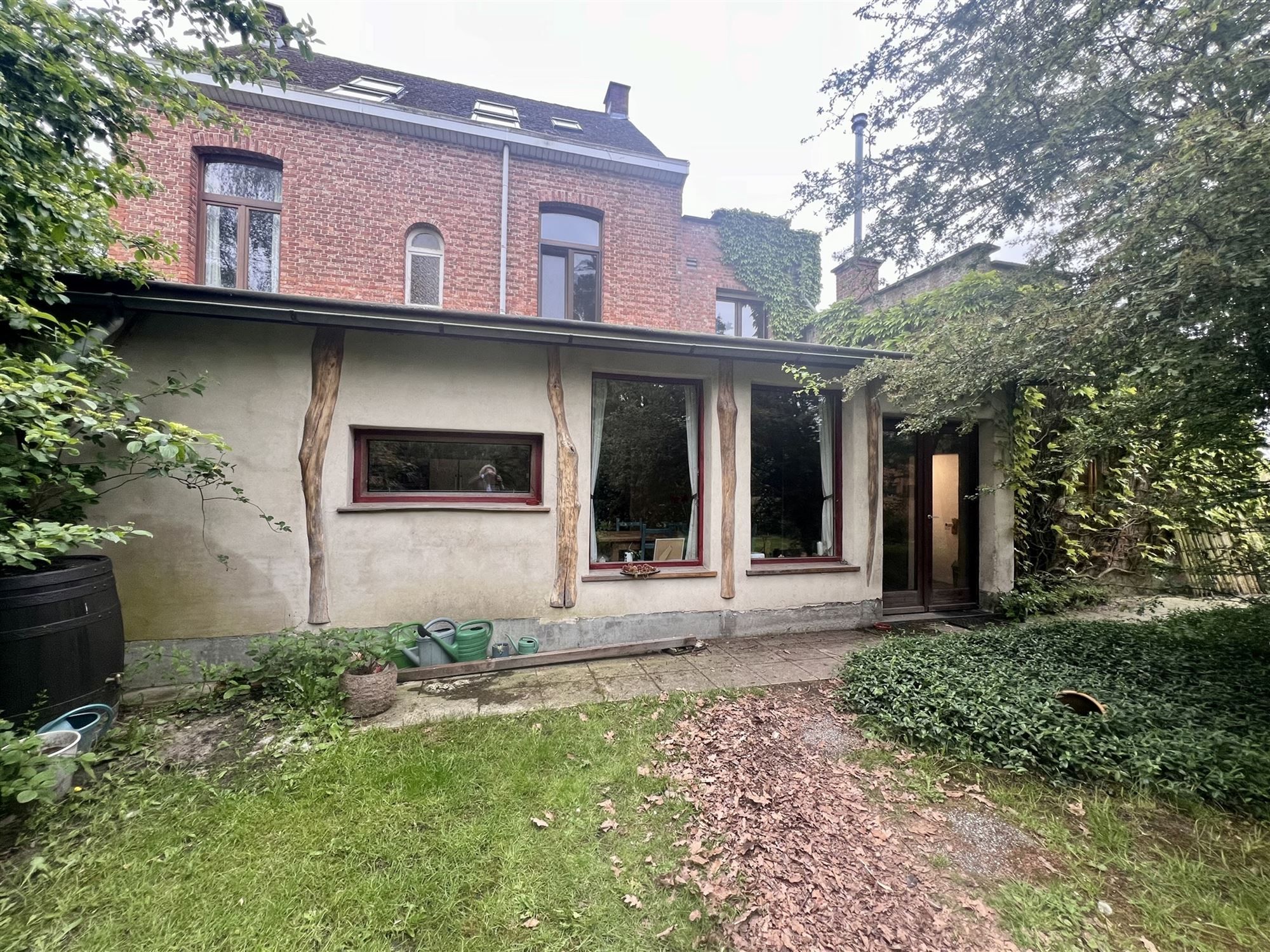 Ruime kangoeroewoning met 8 slaapkamers foto 37