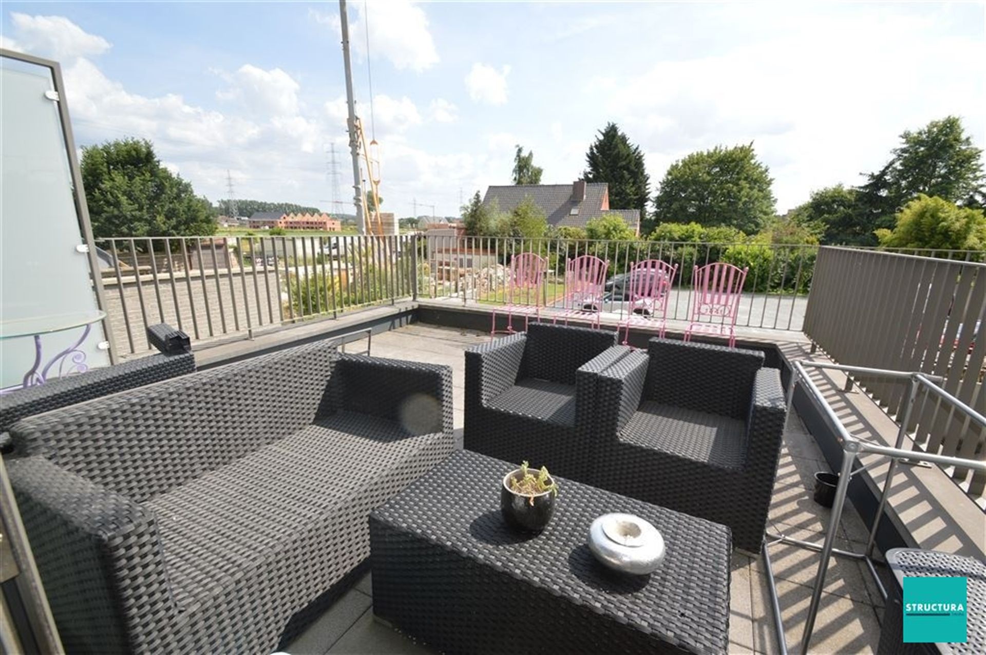 BEZOEKN VOLZET- Appartement met één slaapkamer en groot terras foto 3