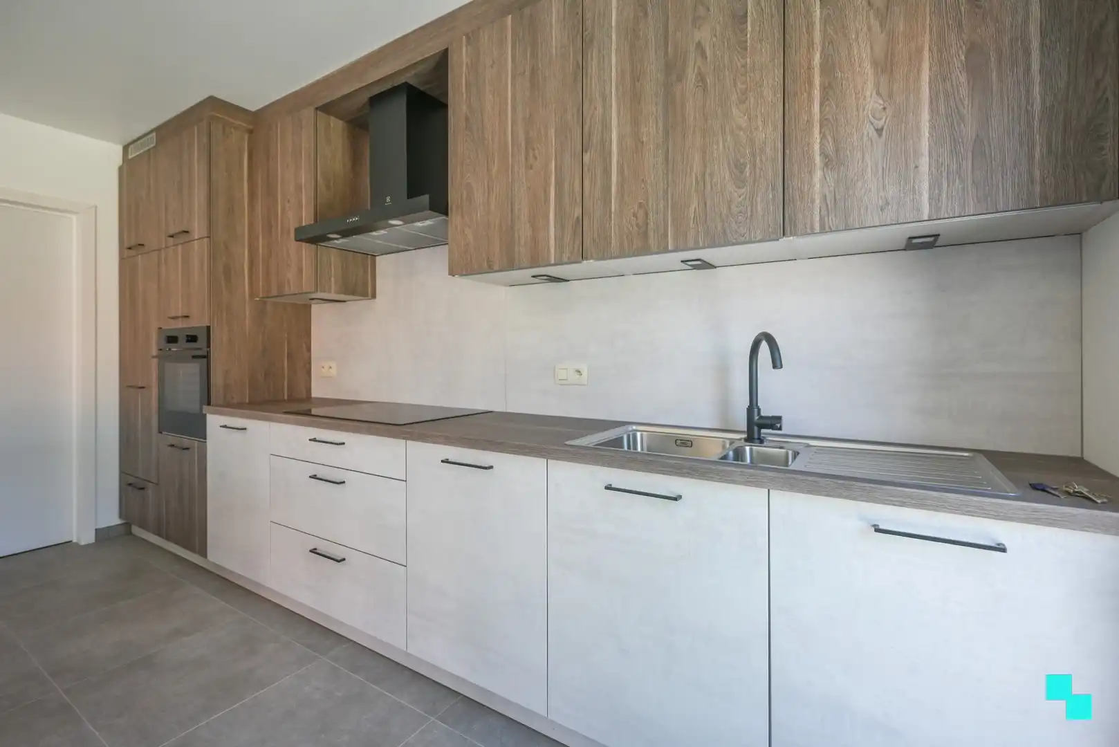 Riante nieuwbouwwoning met aangename tuin te Izegem foto 10