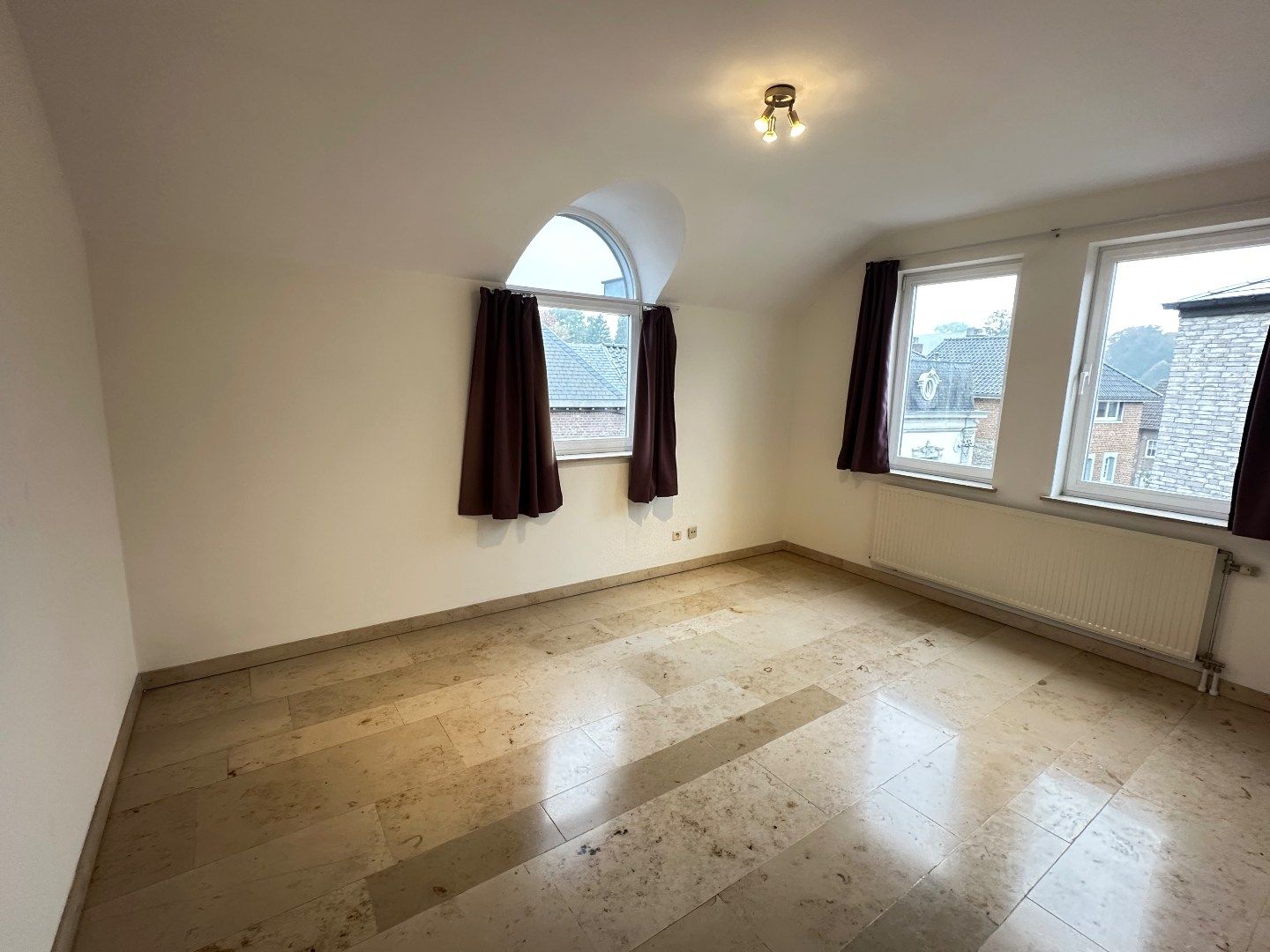 Ruim en lichtrijk appartement met 3 slaapkamers te Voeren foto 9