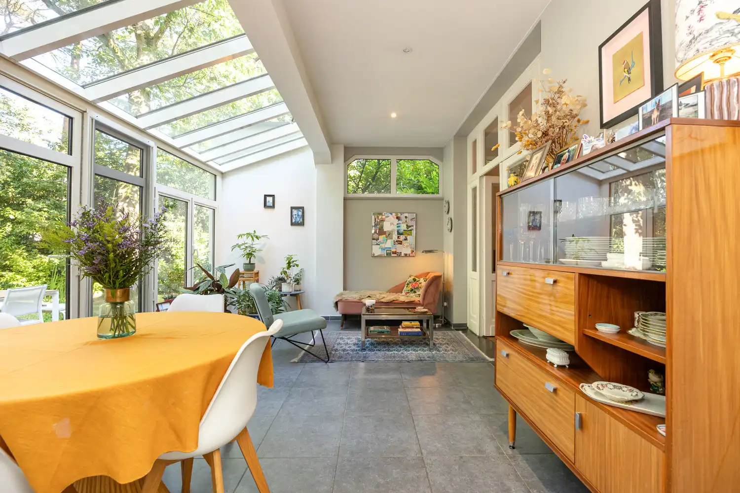 Instapklare en karaktervolle villa op toplocatie, gelegen op een ruim perceel van +-2450m², omgeven door rust, privacy en groen foto 13