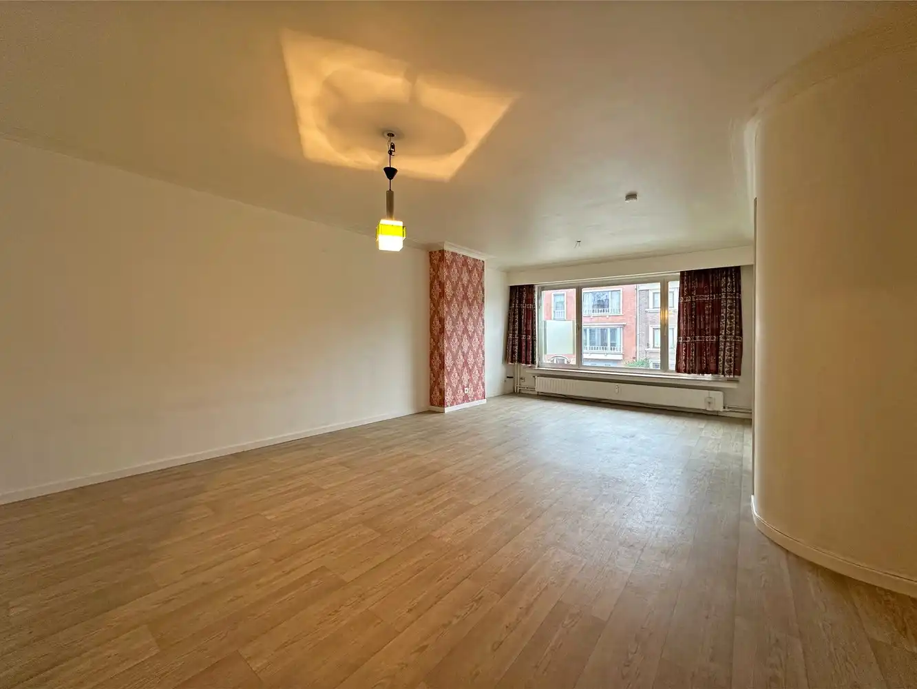 Leuk appartement met 2 slaapkamers en terras in Deurne! foto 3