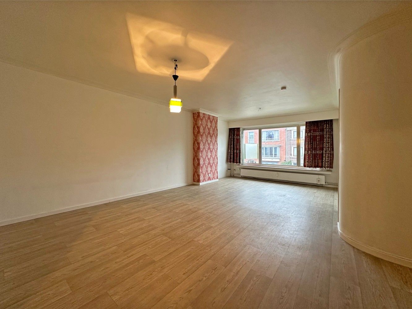 Leuk appartement met 2 slaapkamers en terras in Deurne! foto 3