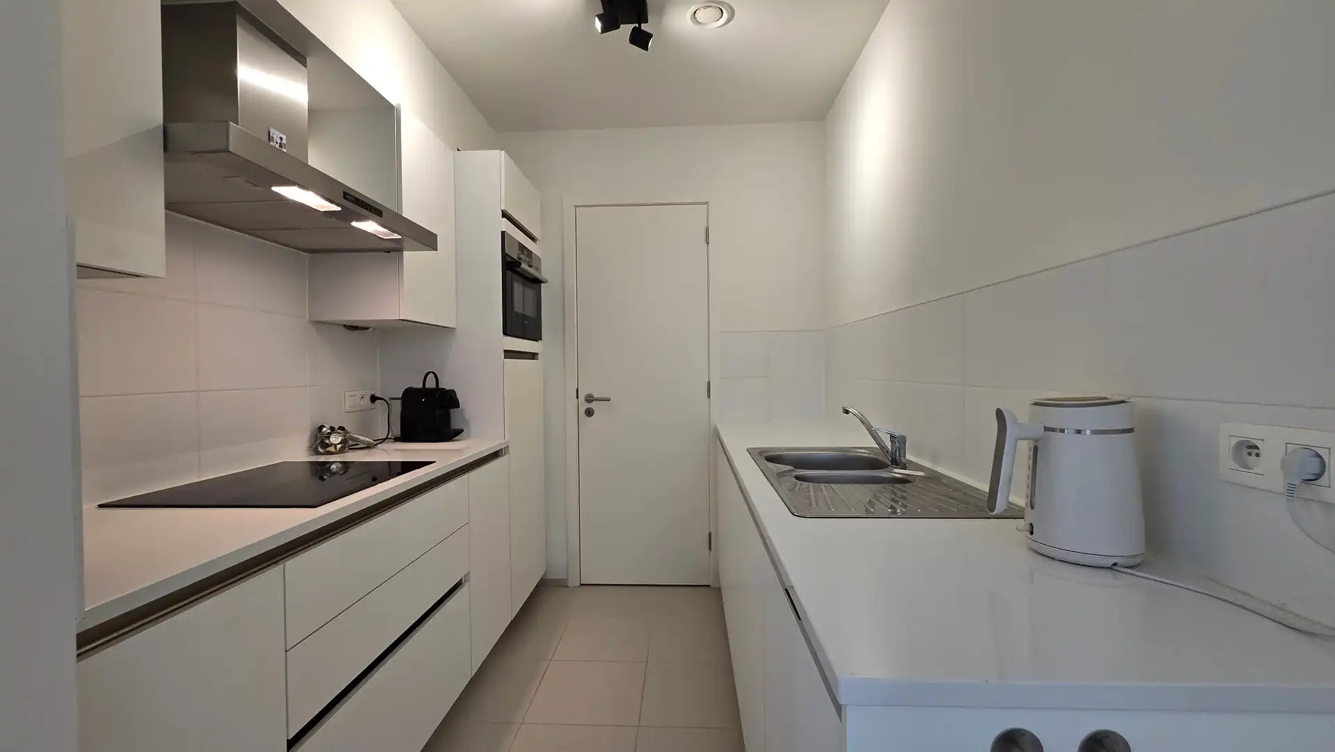 Prachtig en modern 1-slaapkamer appartement met terras en tuinuitzicht – Sint-Lambrechts-Woluwe foto 5