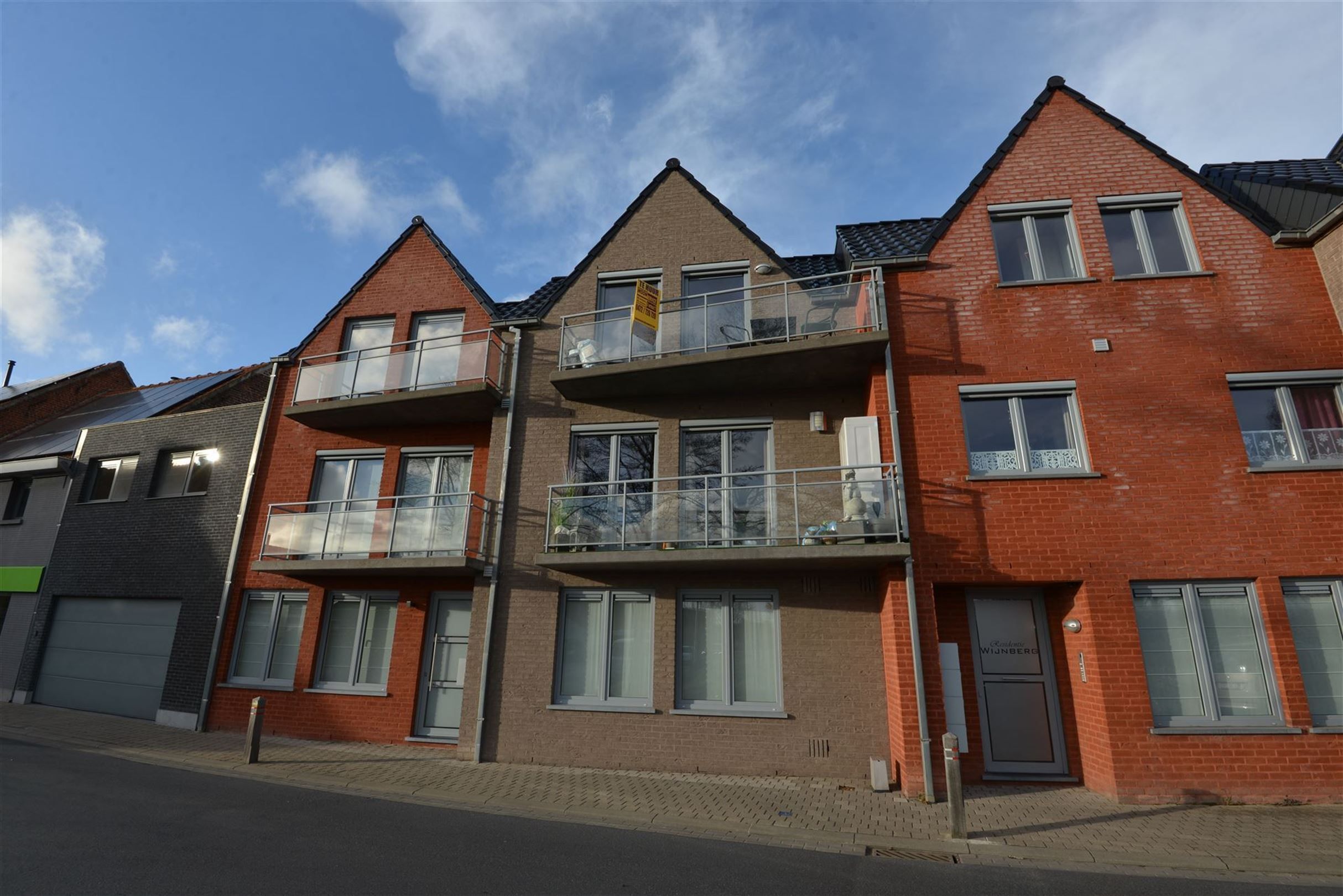 appartement foto {{pictureIndex}}