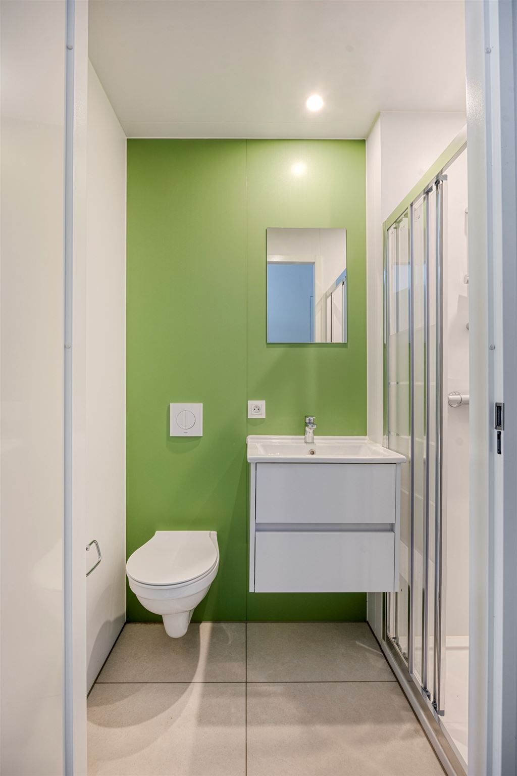 Ruime en moderne studentenkamer in nieuwe studentenresidentie foto 6