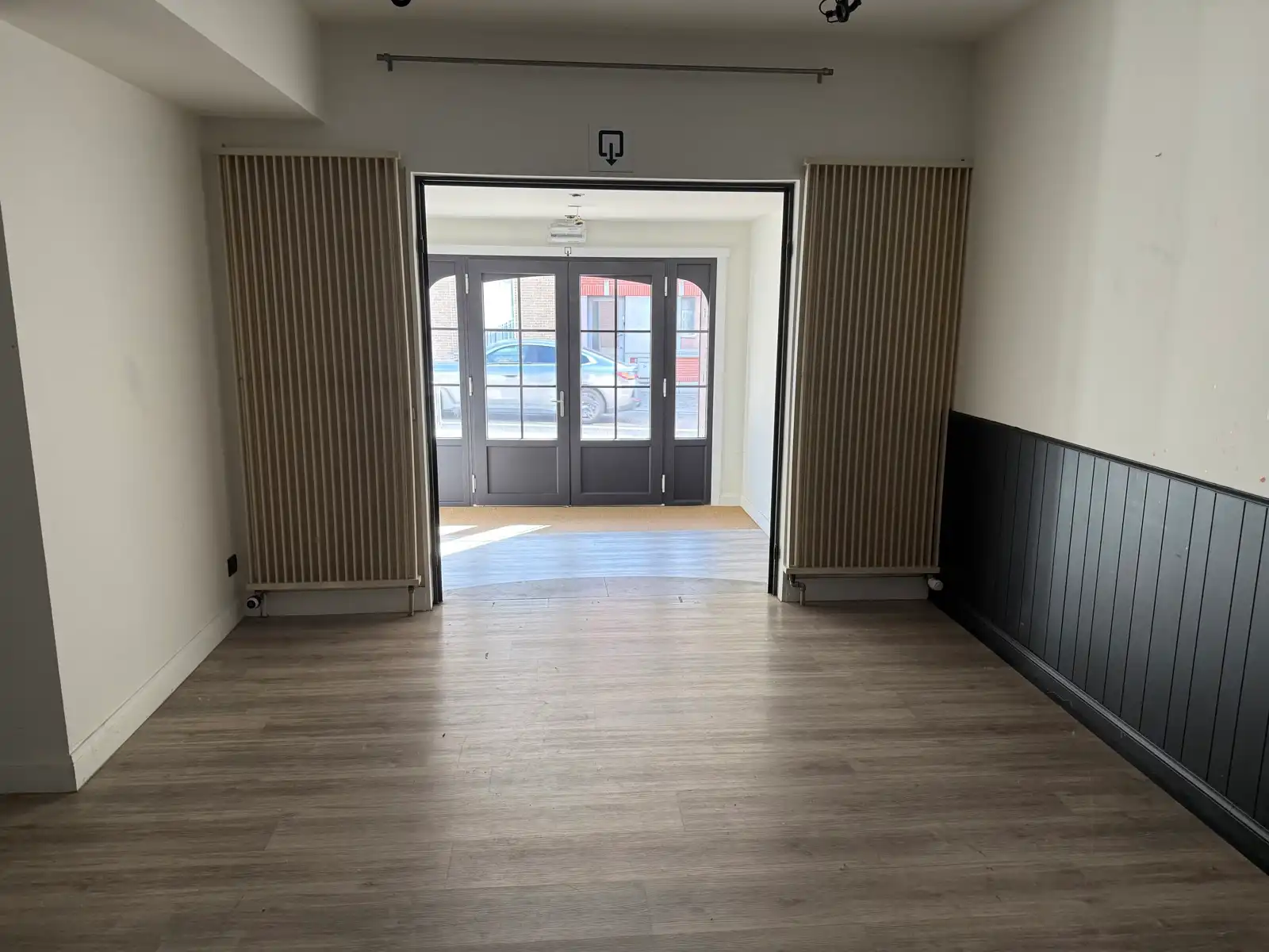 Projectgrond (vroegere feestzaal met woonst en parking) foto 15