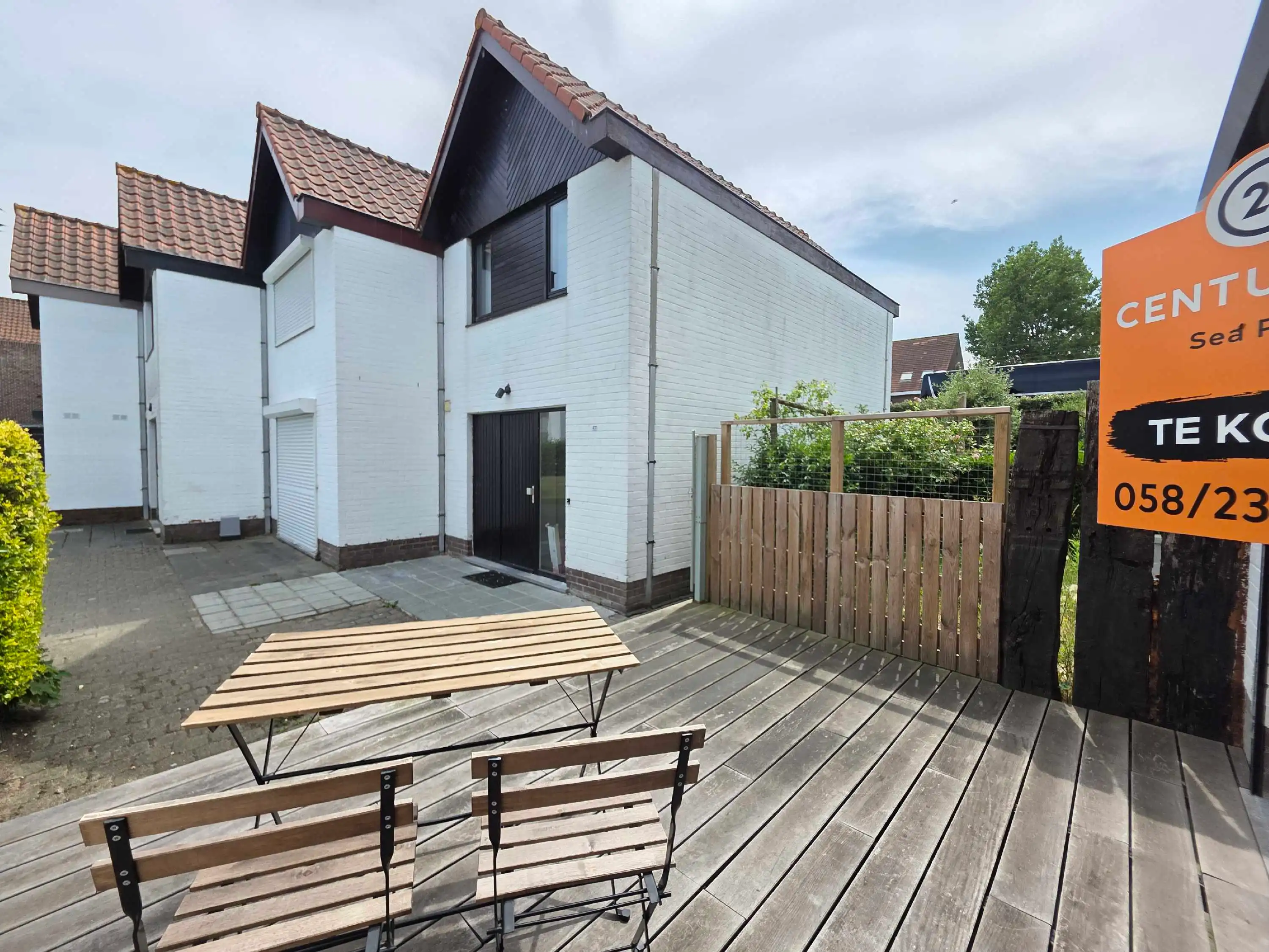 Hoofdfoto van de publicatie: Woning op wandelafstand van het strand en het maritiem park te Nieuwpoort