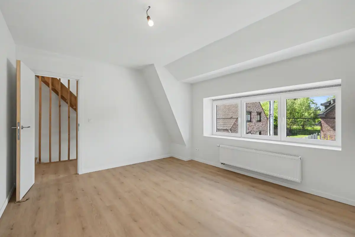 Instapklare en energiezuinige gerenoveerde woning. foto 22