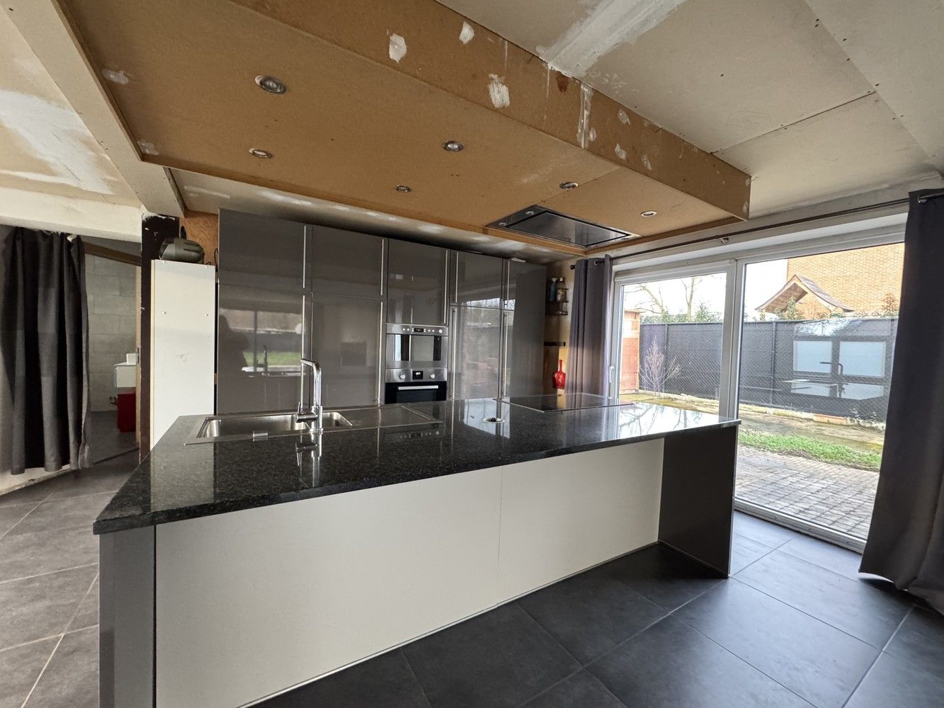 Te renoveren woning op een mooi perceel van 9a78ca foto 10