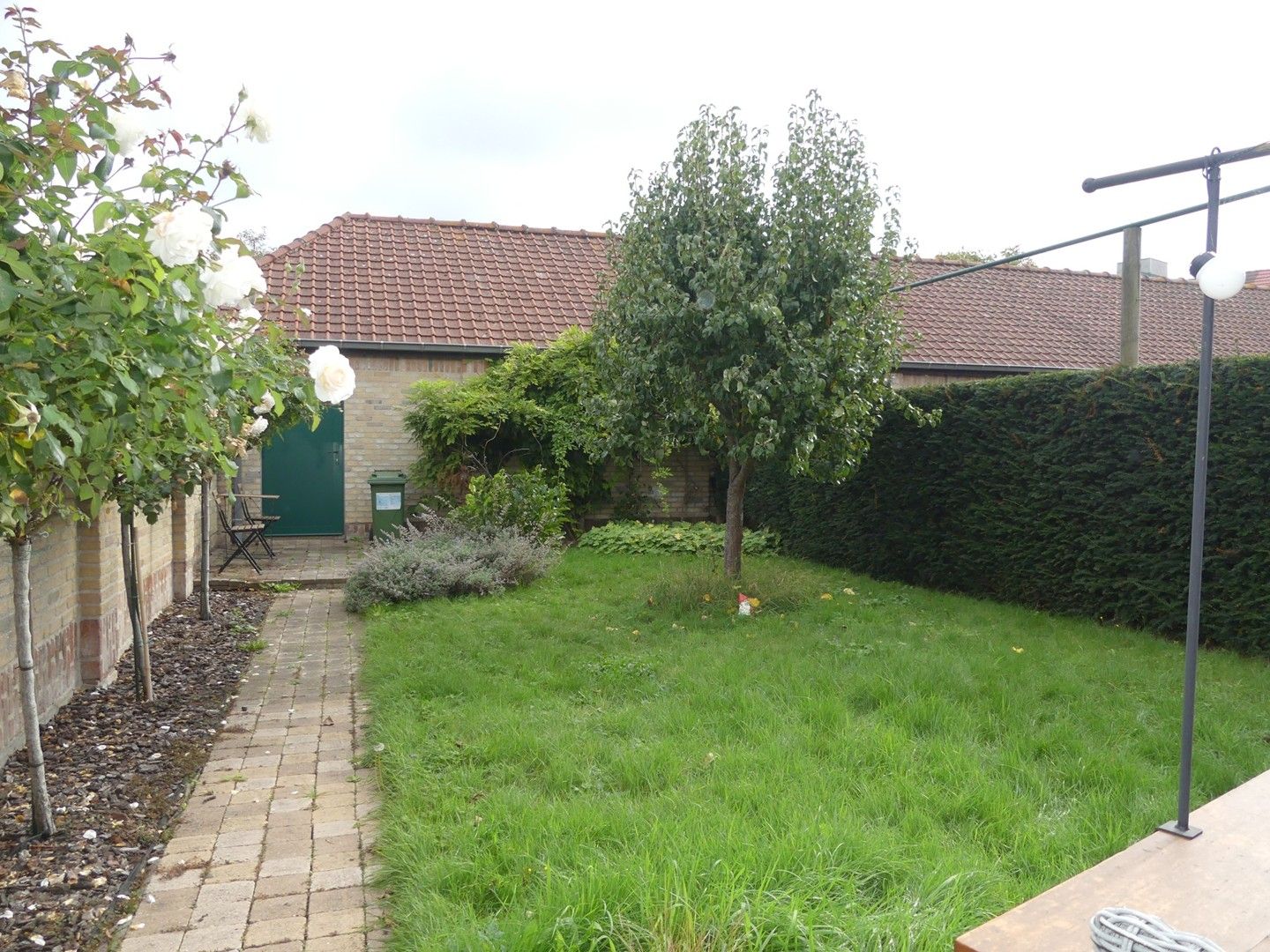 Gezellige stadswoning met tuin en garage foto 11