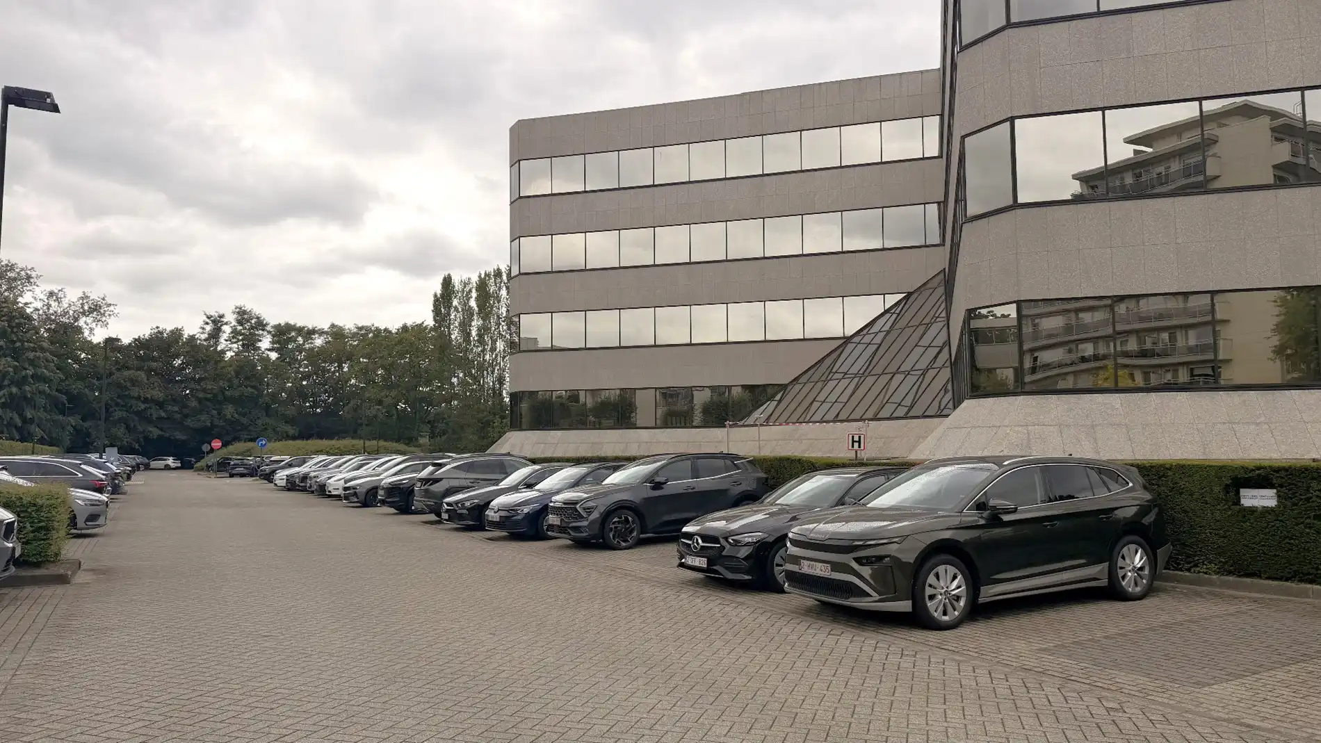 Instapklare kantoren te huur nabij E19 in Wilrijk foto 17