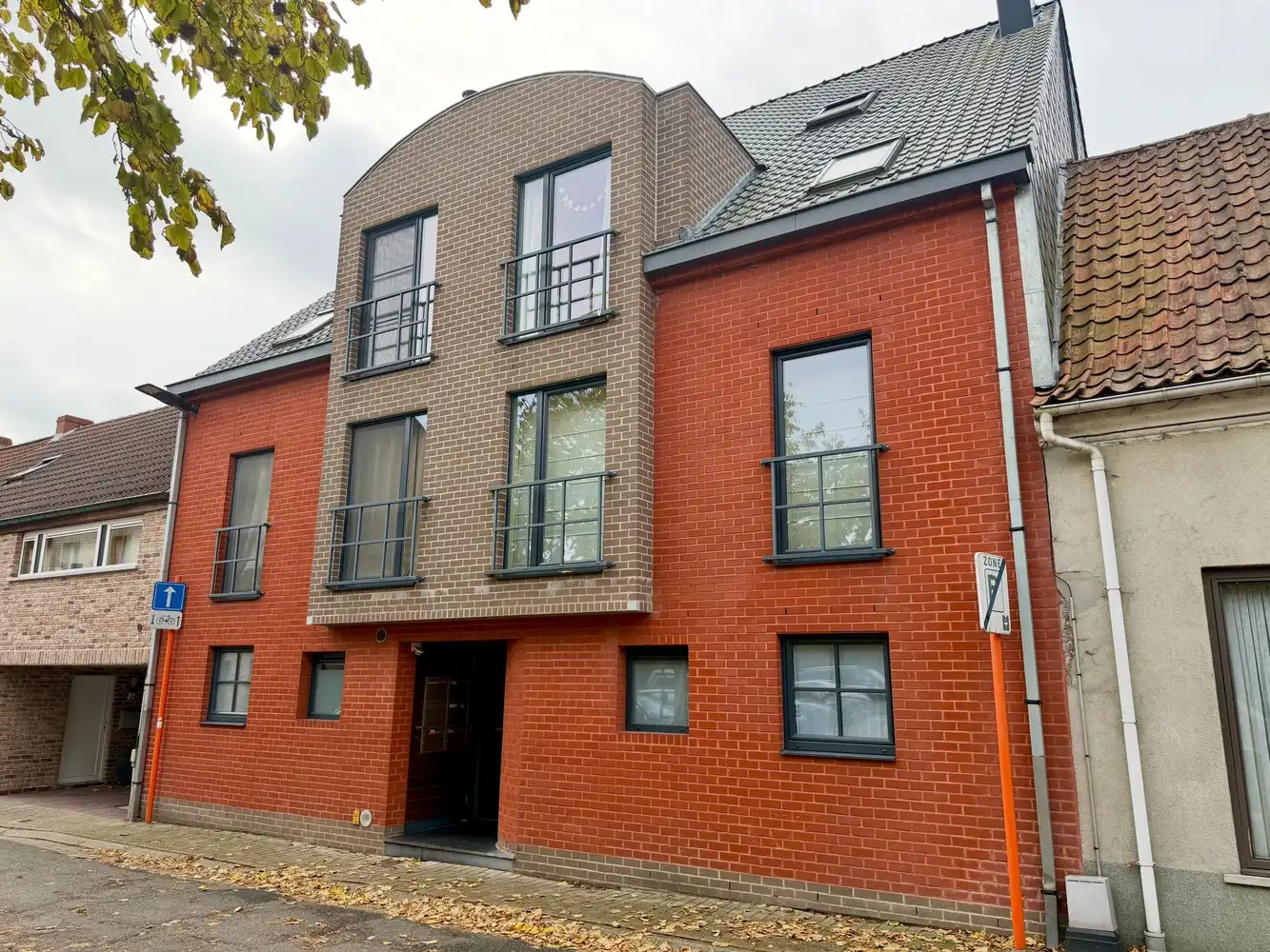 Ruim appartement met mooie tuin en terras! foto 13