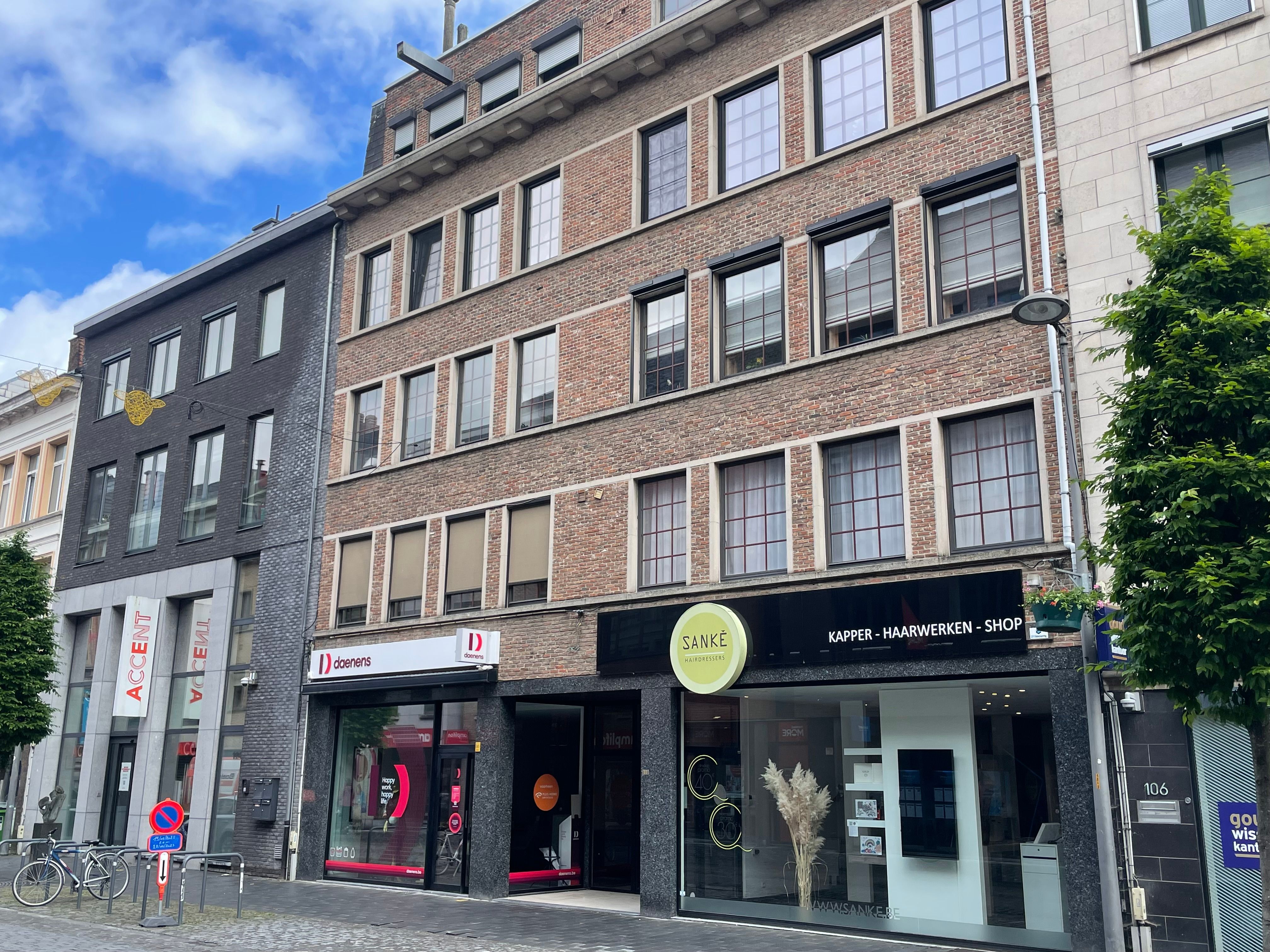 Appartement te koop foto {{pictureIndex}}