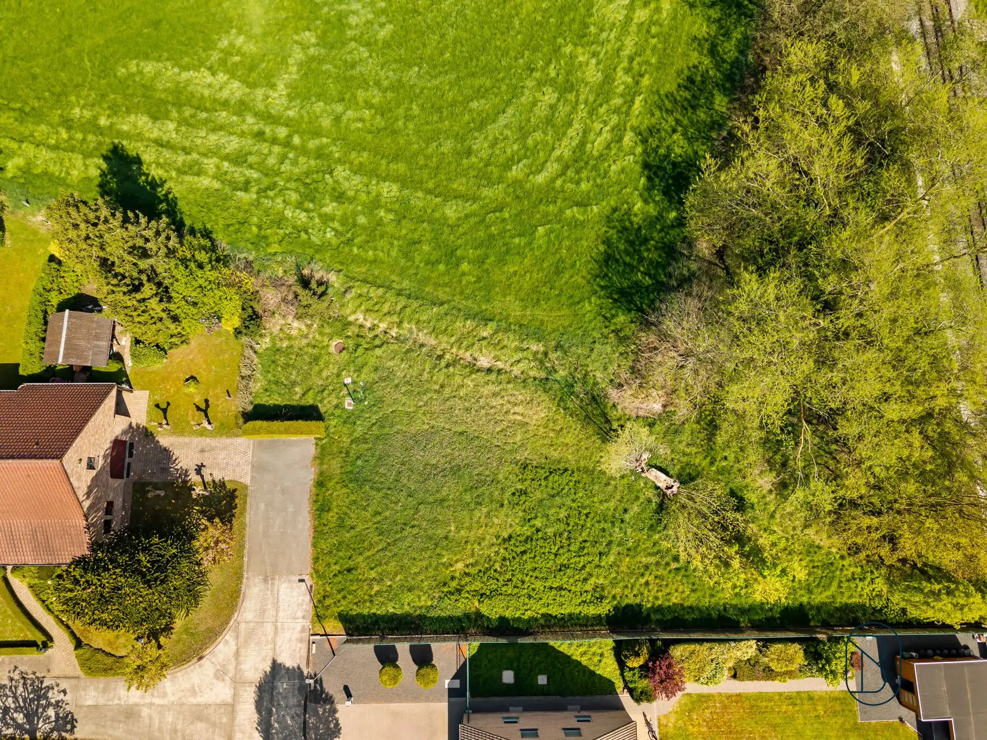 Mooi gelegen bouwgrond voor villa. foto 2