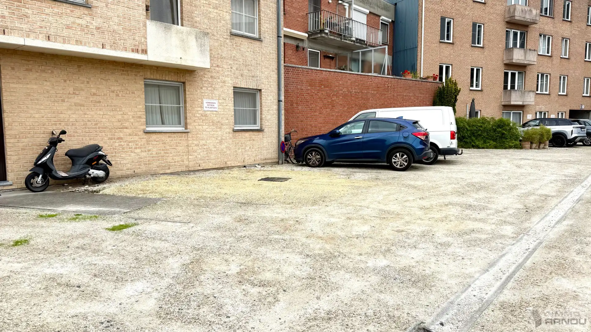 Verzorgd 2-slaapkamerappartement met autostandplaats op toplocatie in Deinze foto 24