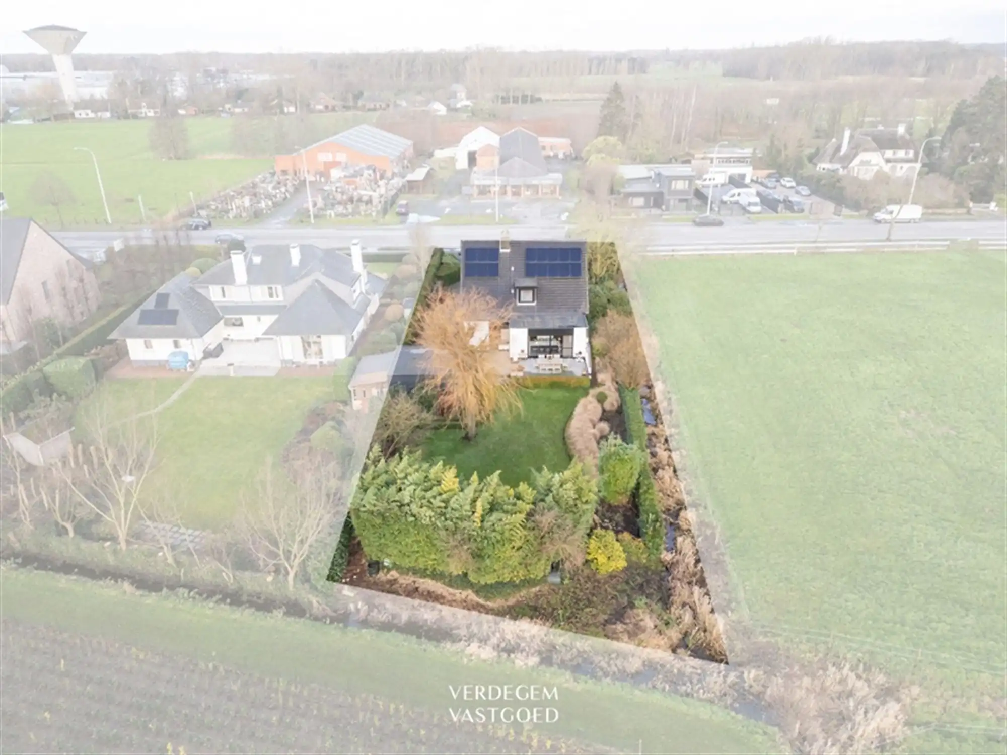 Architectenvilla met aparte studio / atelier en mooie zichten foto 19