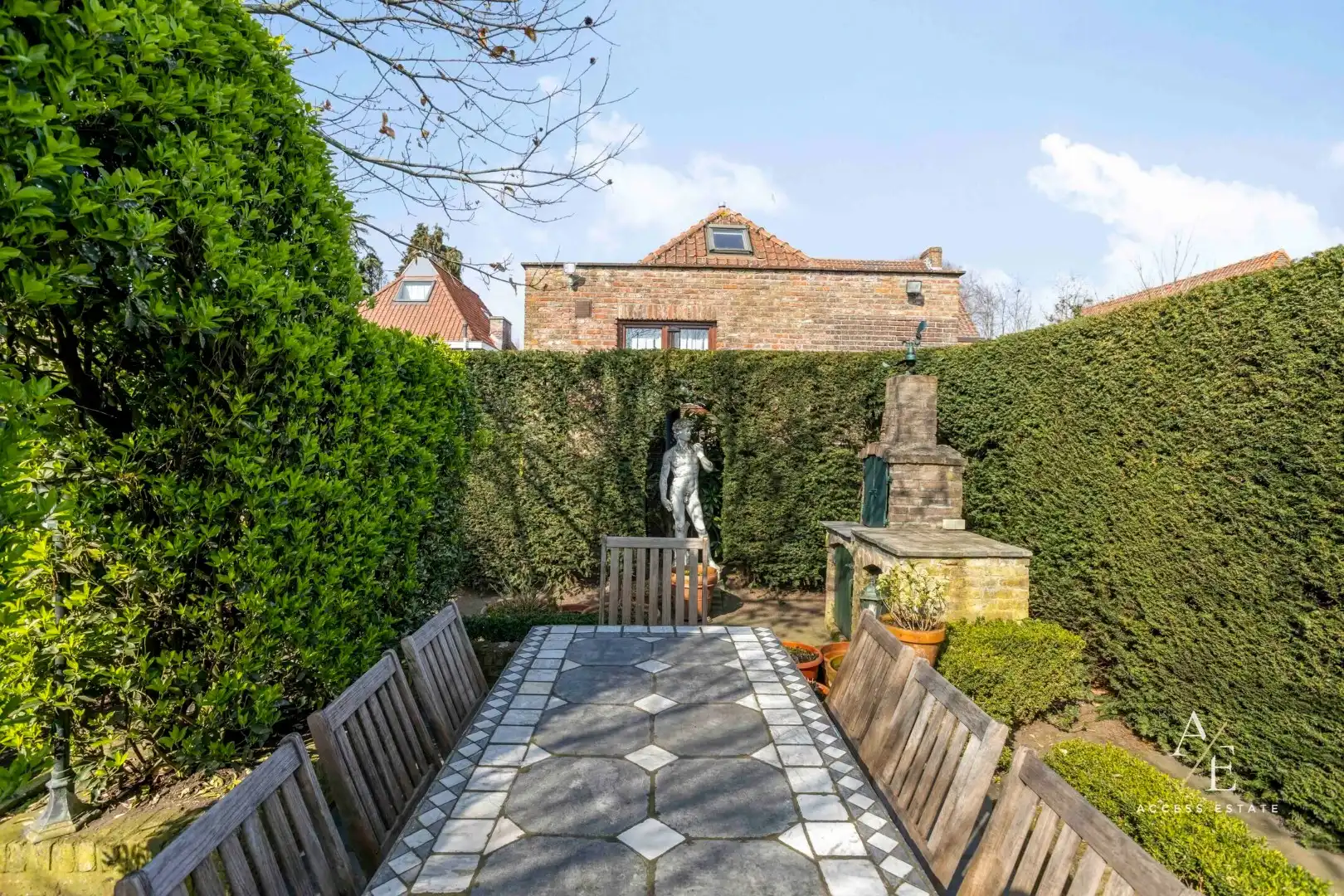 OOSTAKKER - Karaktervolle open bebouwing met grote tuin nabij het centrum foto 15