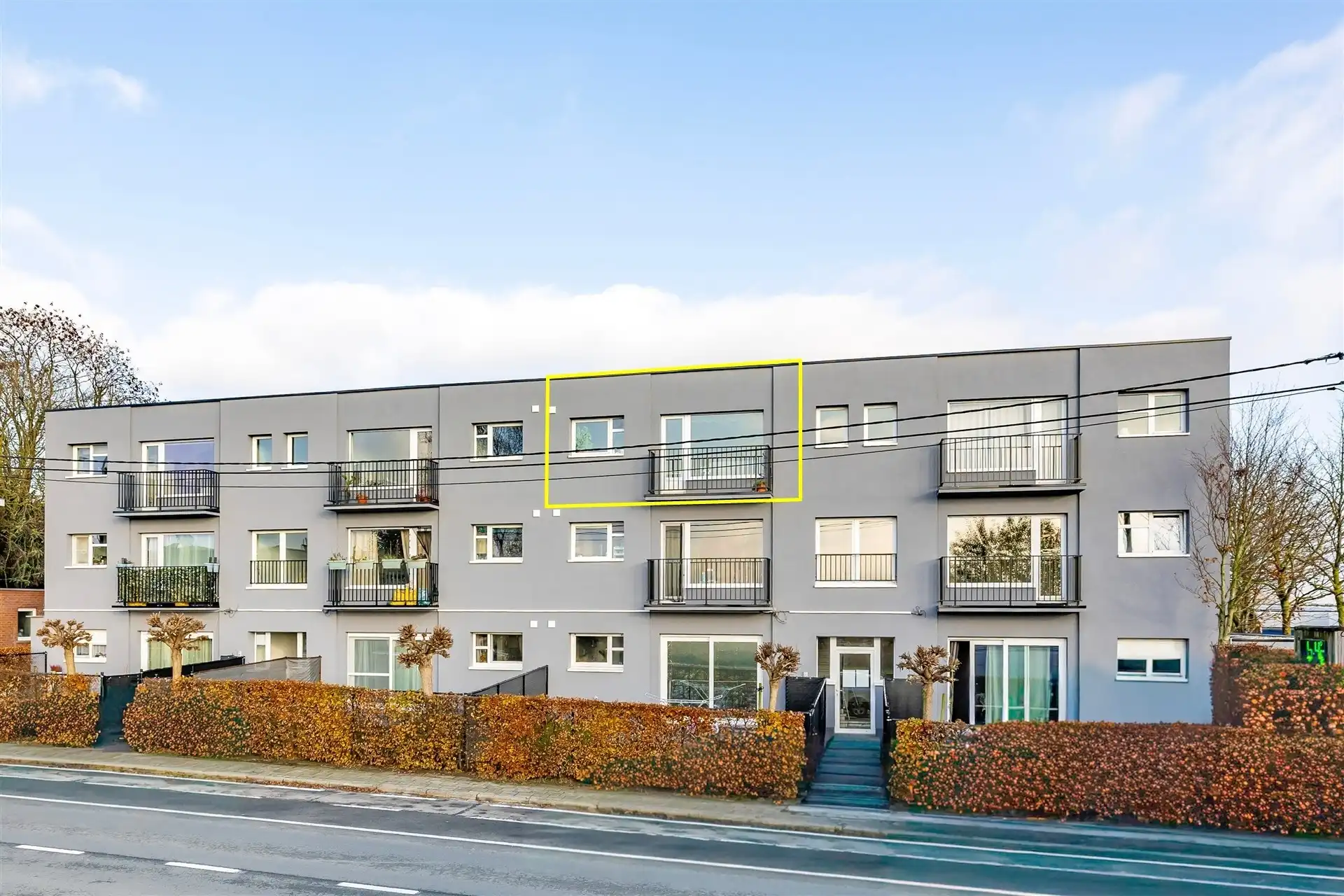 Energiezuinig 2 slaapkamer appartement met garage in Wetteren foto 2