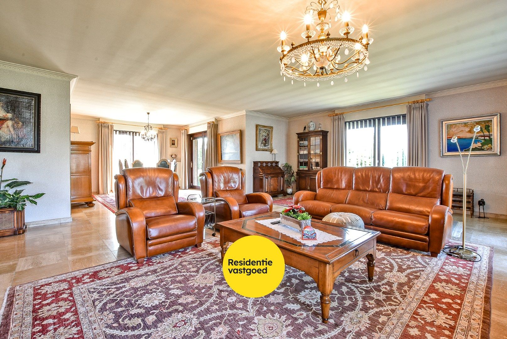 Ruime alleenstaande woning met grote tuin nabij centrum Diksmuide op 1681 m². foto 9