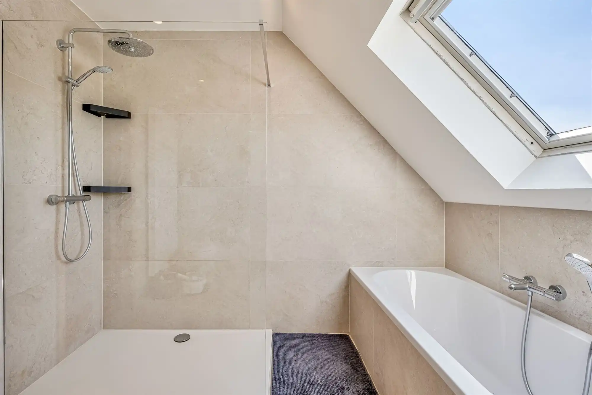 Ruime instapklare familiewoning in een groene en landelijke omgeving foto 20