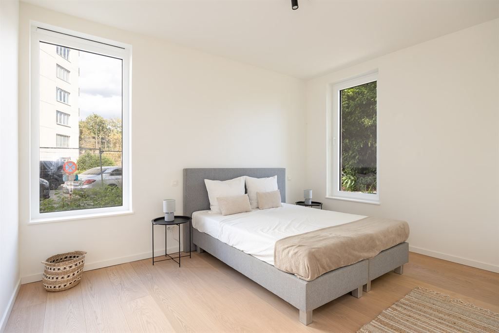 Luxueus gelijkvloers app met ruime tuin foto 19