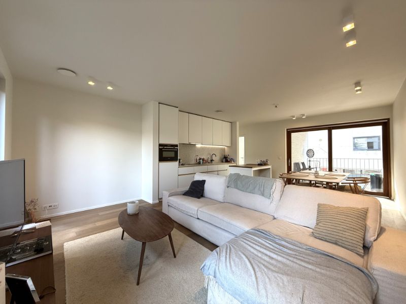 Stijlvol luxe-appartement met terras in hartje Gent – tussen de Reep en Sint-Annaplein foto 4