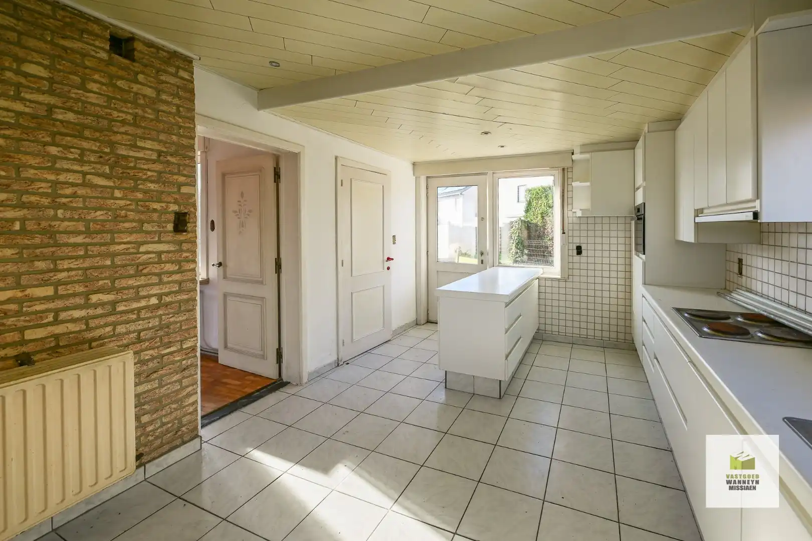 Karaktervolle woning met 3 slpks, 2 garages én zicht over het water  foto 5